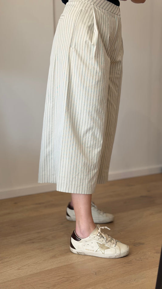 BERMUDA ALFAIATARIA RISCA GIZ