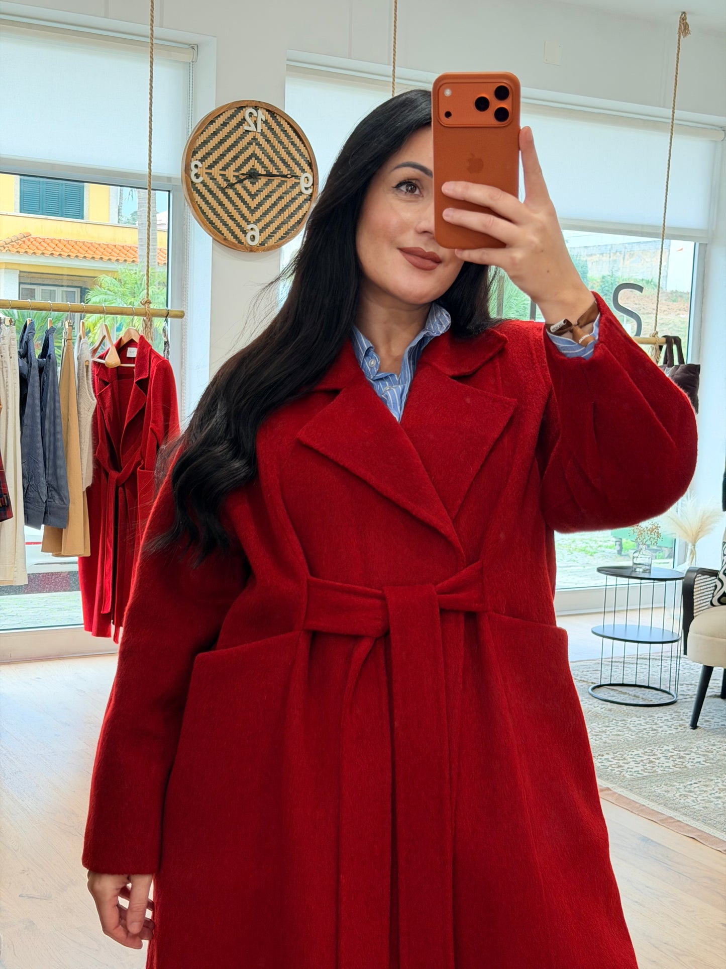 SOBRETUDO VERMELHO