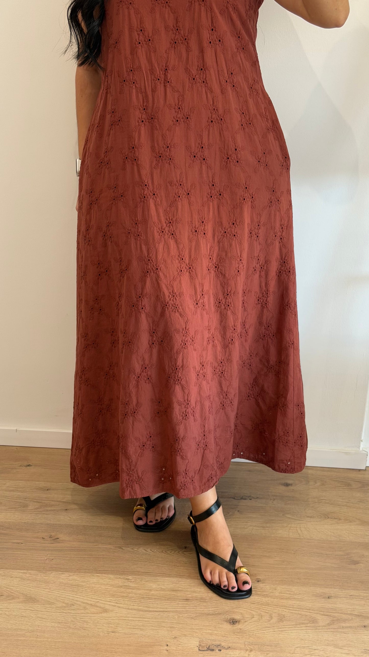 VESTIDO BORDADO INGLÊS