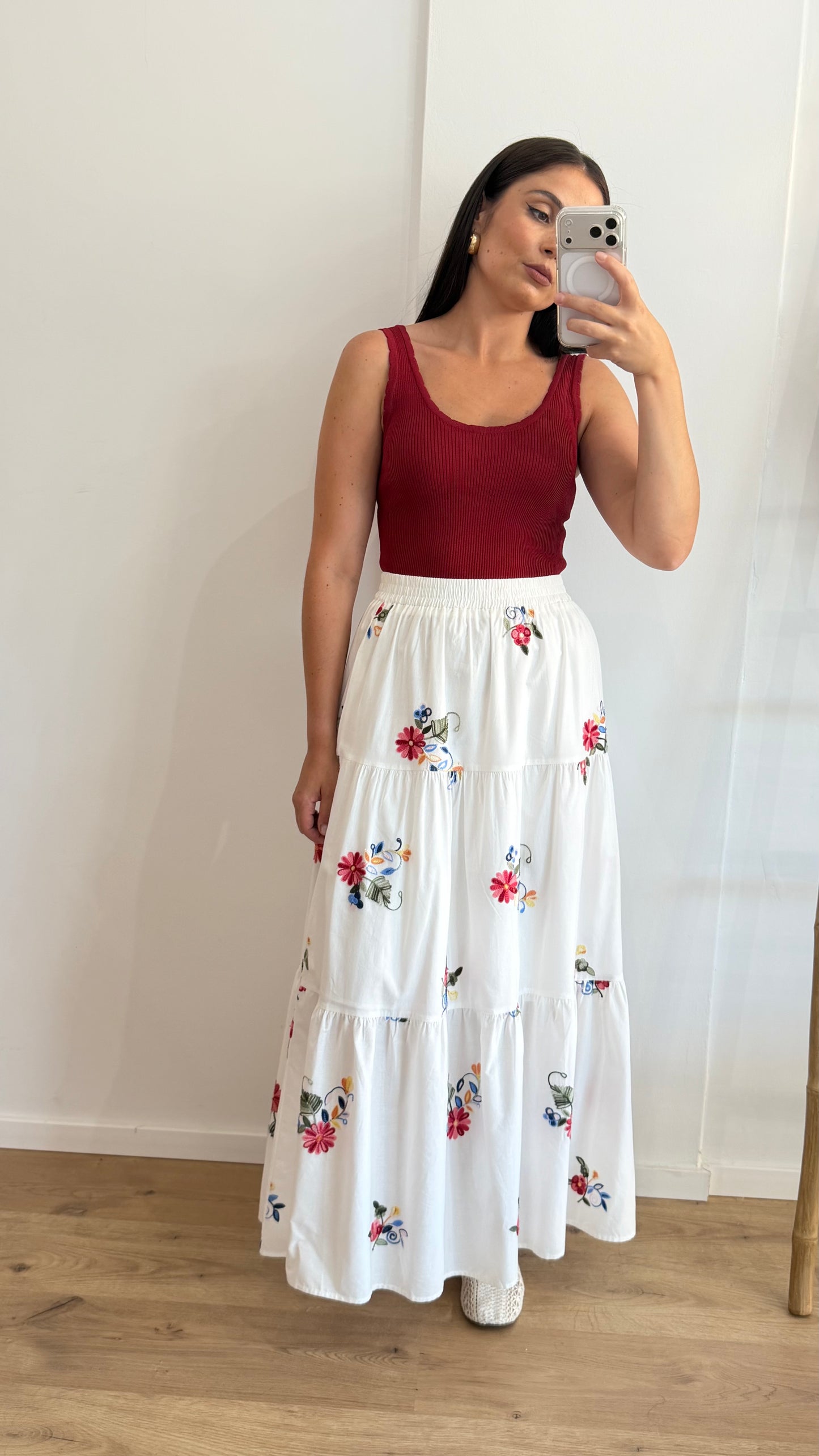 SAIA FLORES