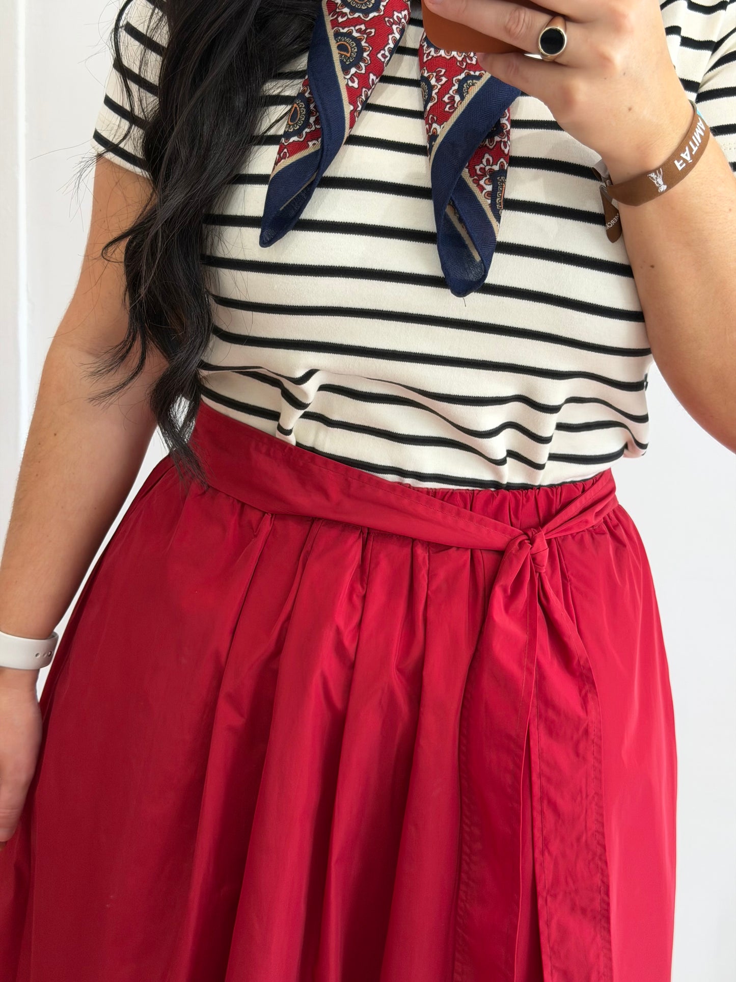 T-SHIRT RISCAS PRETA