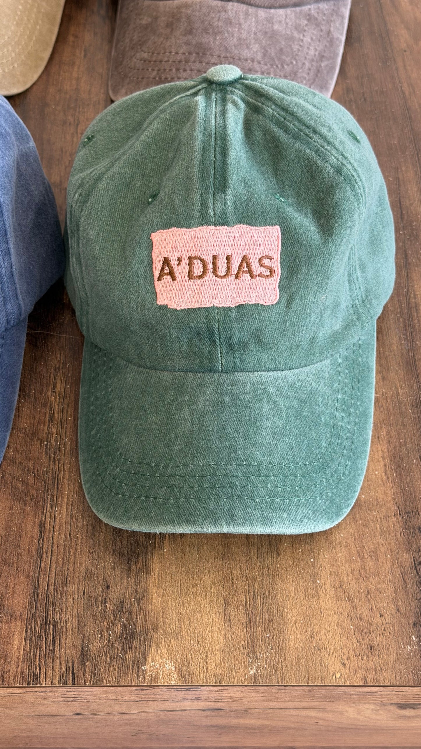 BONÉ VERDE